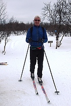 En som har gjort det til en årlig tradisjon å gå de ni milene på Tana-Varangerløypas dag. Govvat/foto: Charles Petterson
